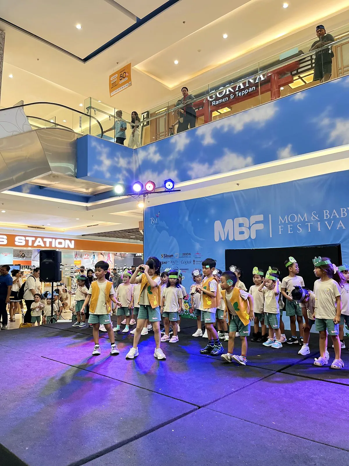 Dance performance – Mom & Baby Festival